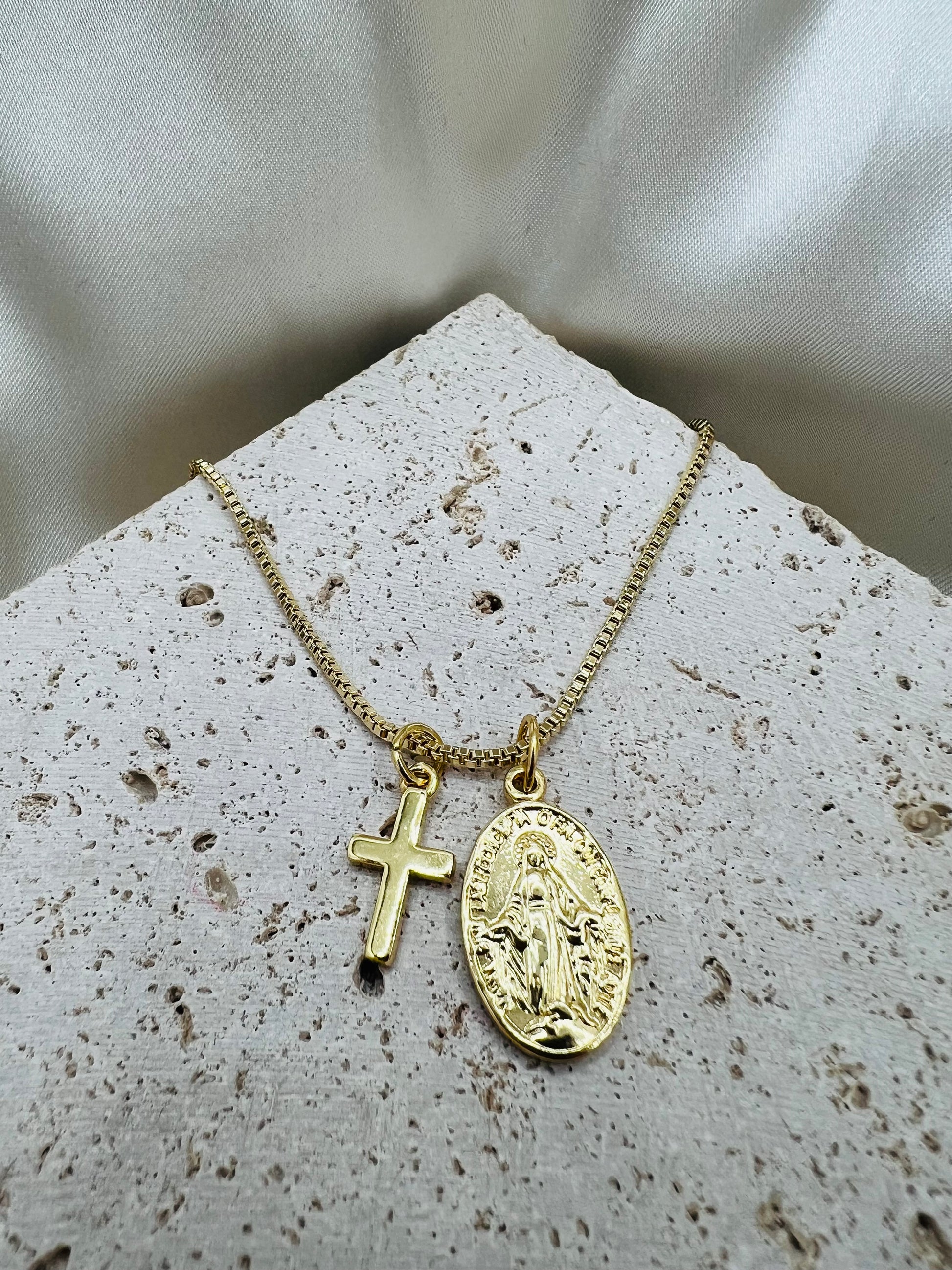Miraculous Mary necklace with cross