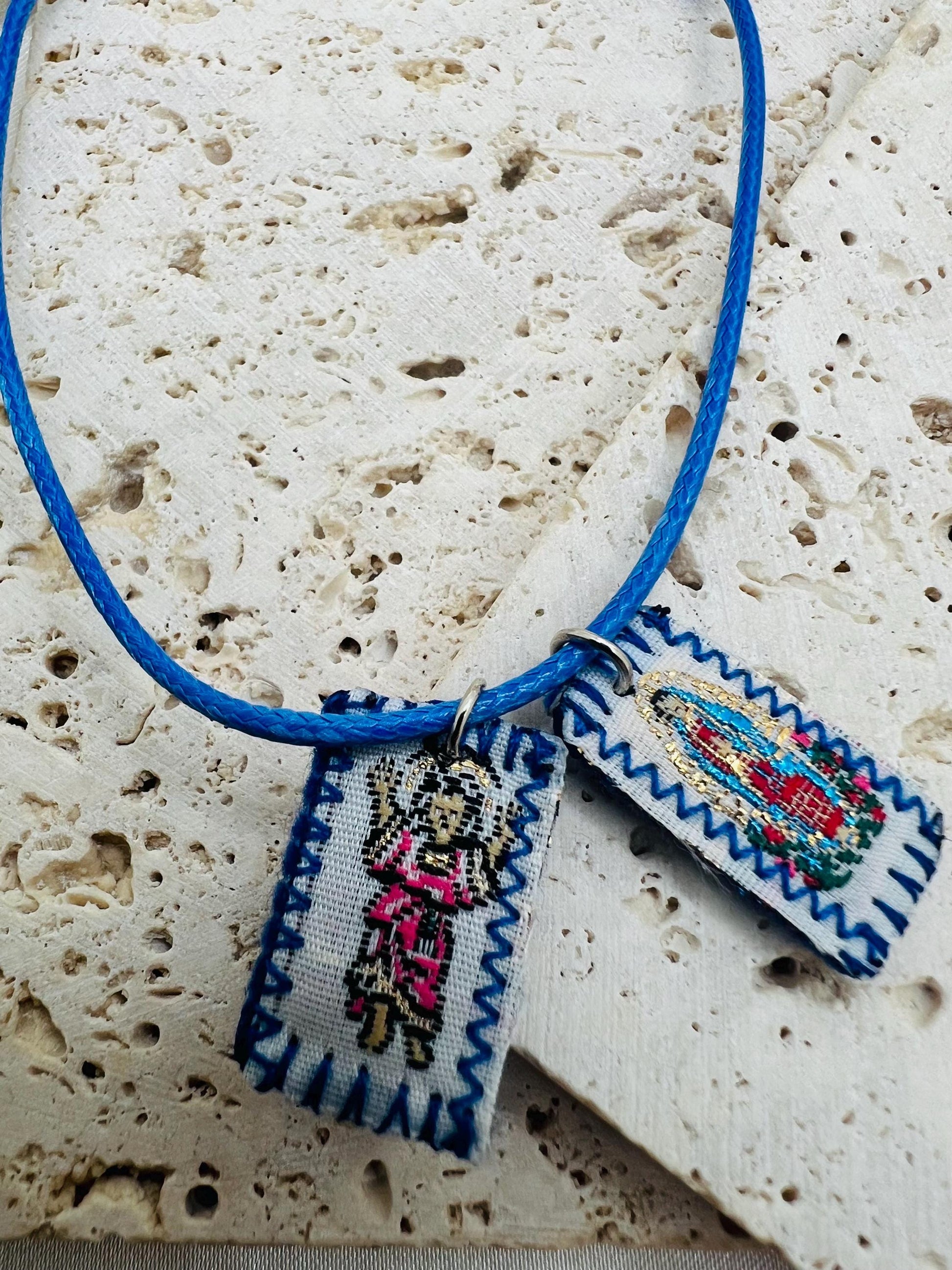 Scapular Divino Niño necklace, blue, pink, boy, girl, Virgen de Guadalupe, String necklace