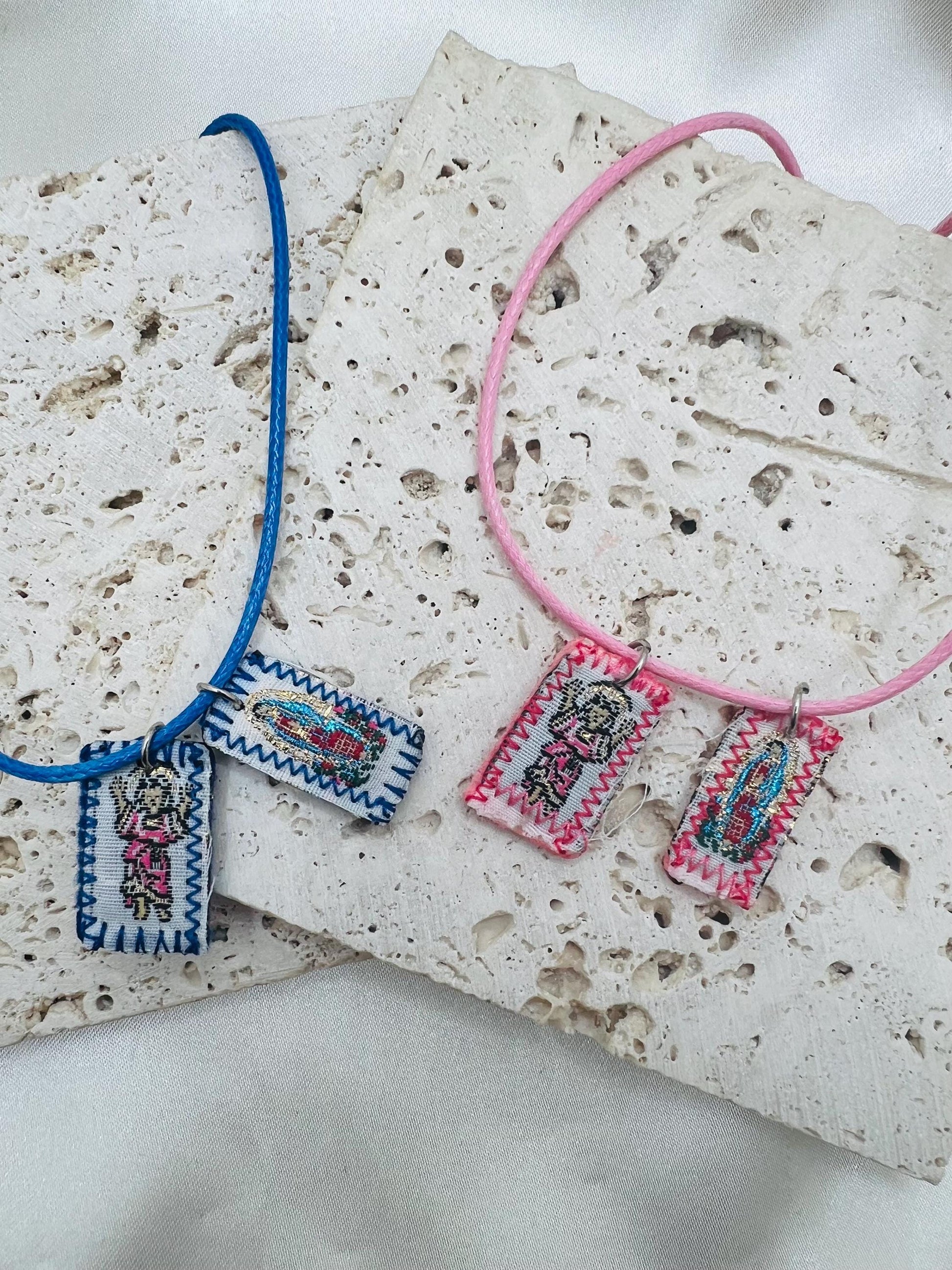 Scapular Divino Niño necklace, blue, pink, boy, girl, Virgen de Guadalupe, String necklace