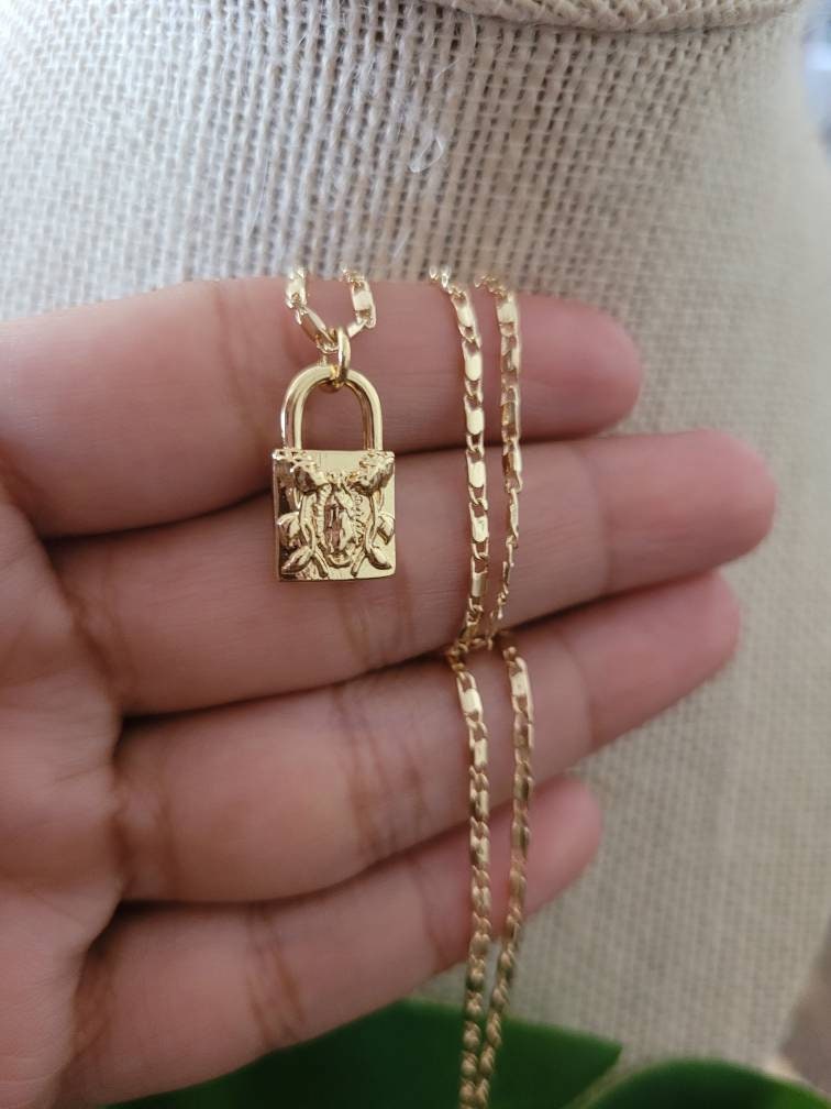 Tiny Virgin Mary Lock