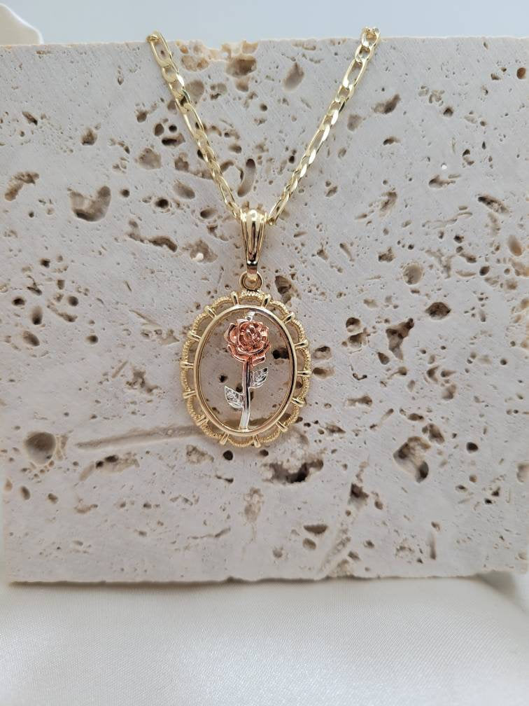 Rose Frame pendant necklace