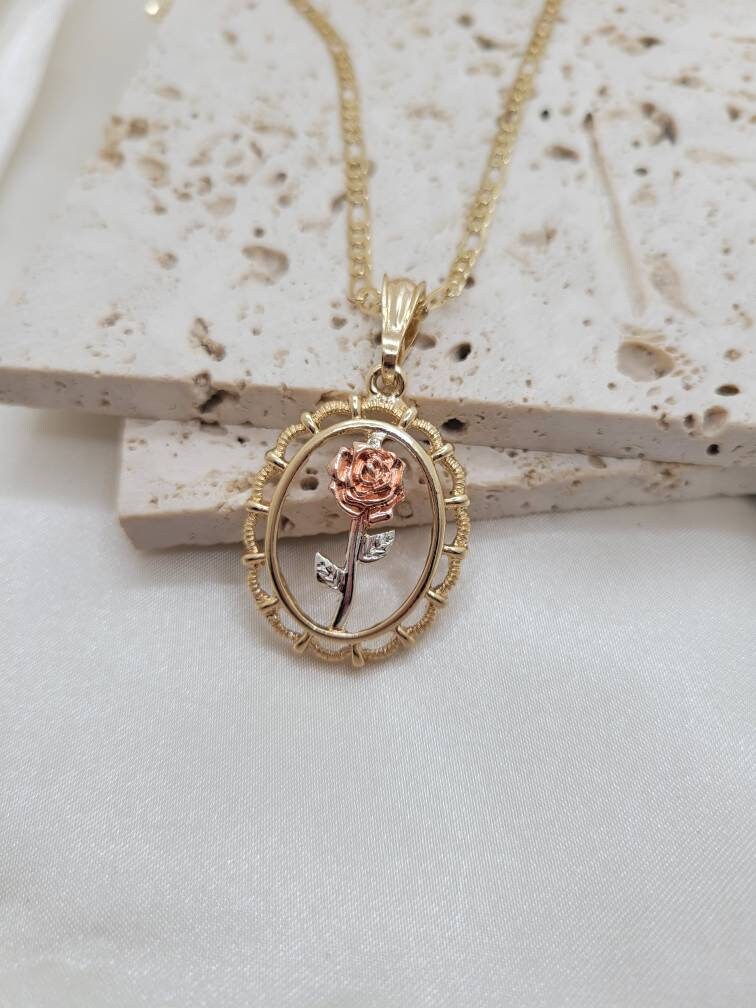 Rose Frame pendant necklace