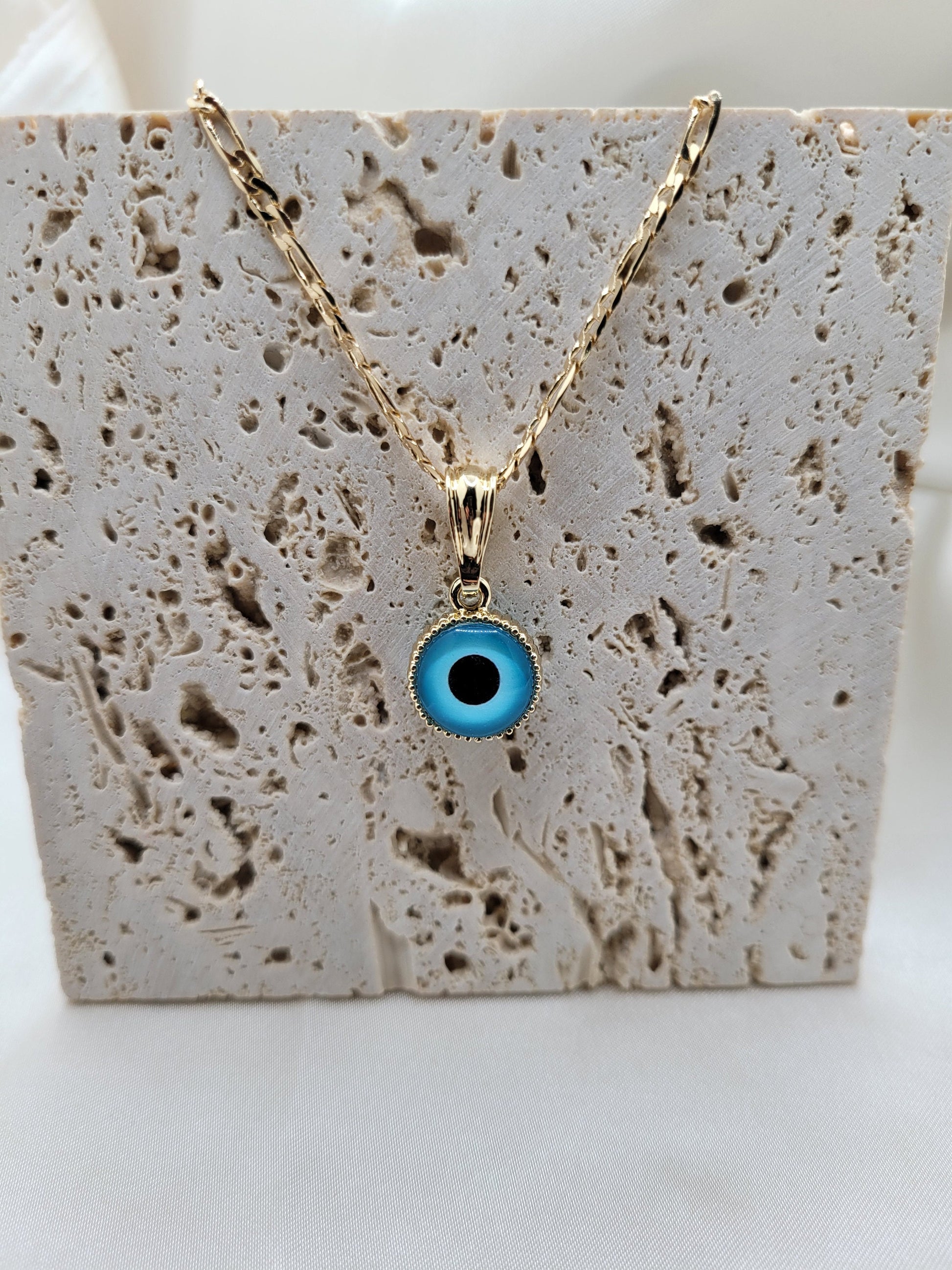 Blue Round Evil Eye Pendant necklace