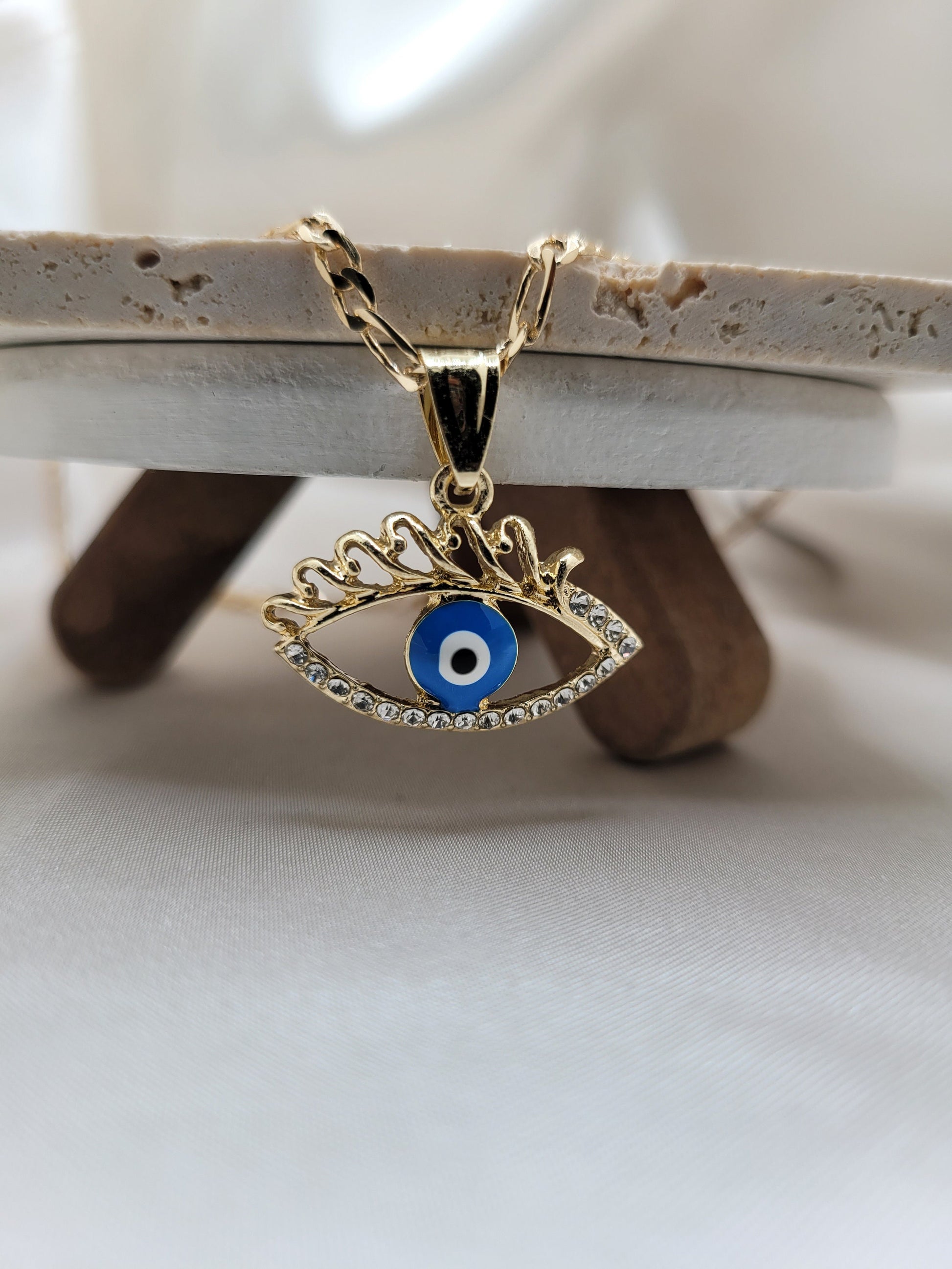 Evil Eye w/Lashes necklace
