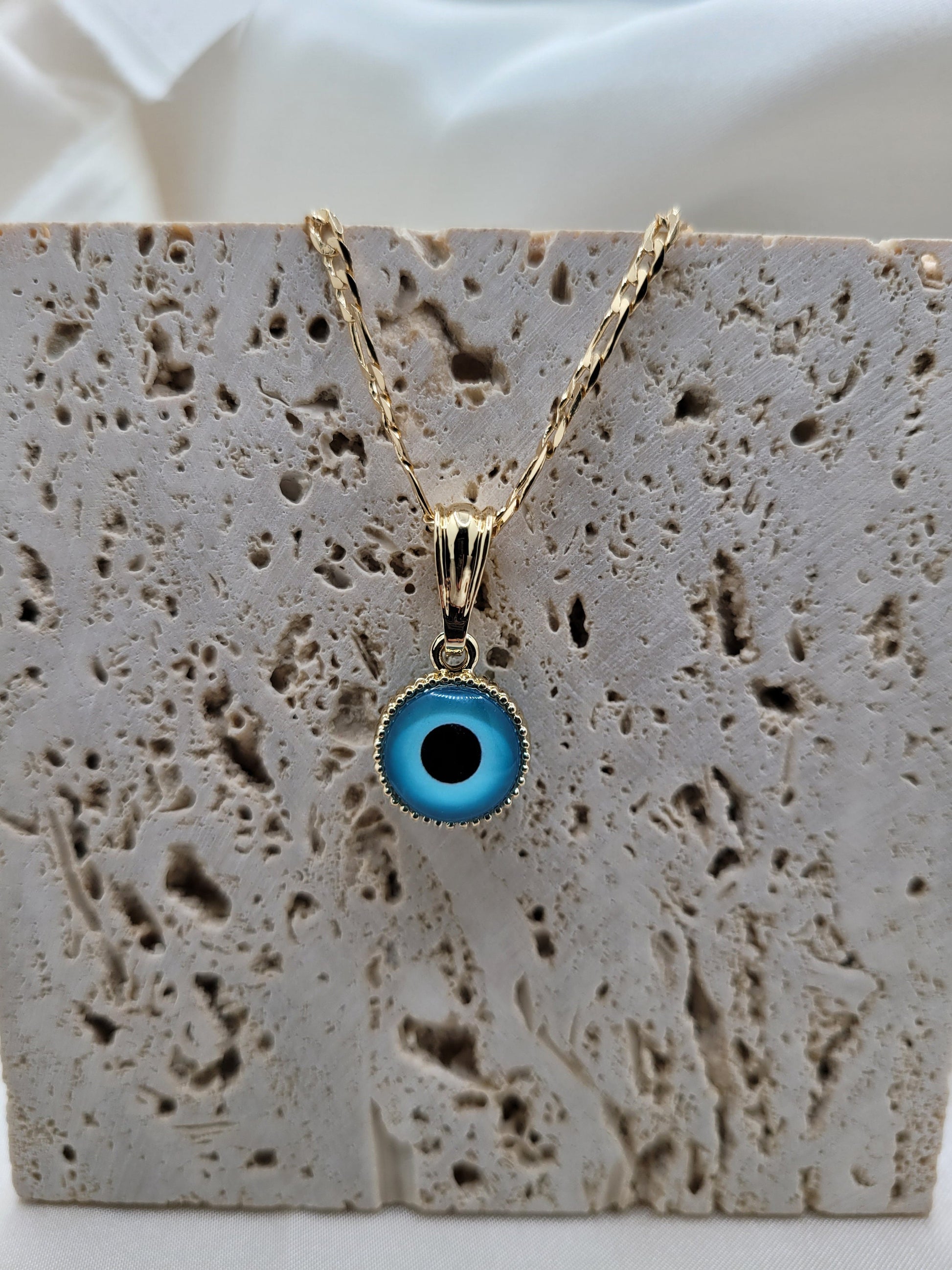 Blue Round Evil Eye Pendant necklace